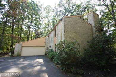 12001 Aintree Ln, Reston, VA 20191 - photo 4