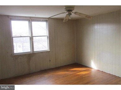 217 Golf Rd, Darby, PA 19023 - photo 6