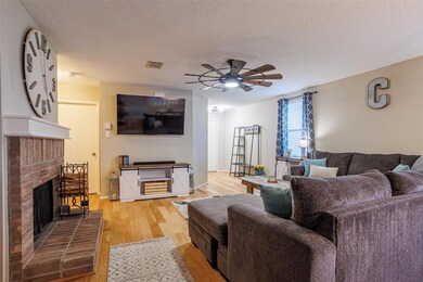 1014 Lowndes Ln, Wylie, TX 75098 - photo 4