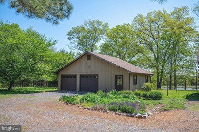 20586 Ridge Rd, Colonial Beach, VA 22443 - photo 5