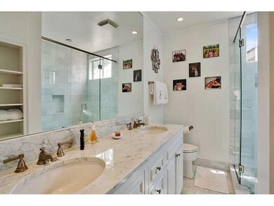 Master Bath/Spa.