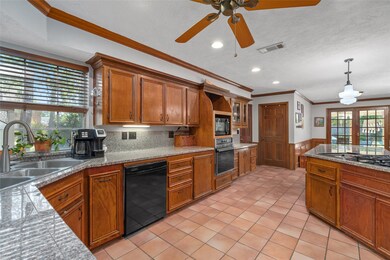 15230 Jones Rd, Houston, TX 77070 - photo 4