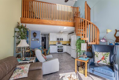 1 Bay Ave #24_W5_009