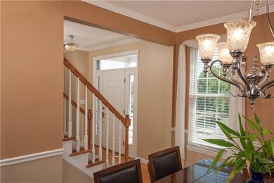 Dining Room to Entry