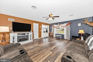 126 Game Trail Rd, Falling Waters, WV 25419 - photo 6