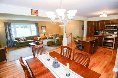 247 Parkwood Circle  Kitchen