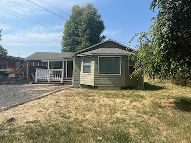 4816 Summers Ln, Klamath Falls, OR 97603 - photo 2