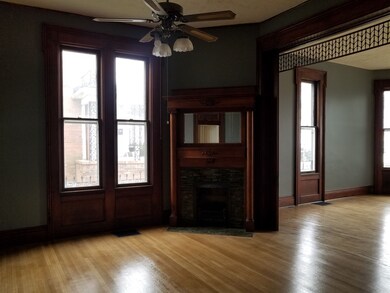 402 E Flora St, Washington, IN 47501 - photo 3