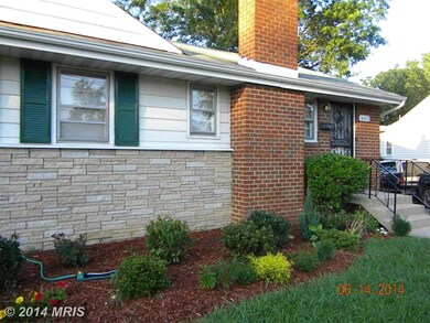 6313 Balfour Dr, Hyattsville, MD 20782 - photo 2