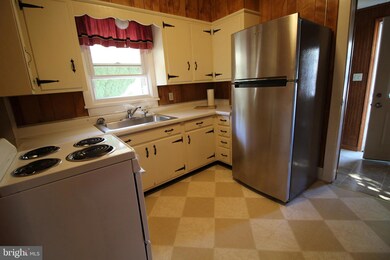 980 W Main St, New Holland, PA 17557 - photo 6