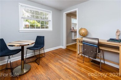 Working from home is easy with 2 flex spaces to suit your needs.