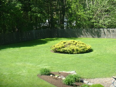 5 Stone Moss Dr, Shavertown, PA 18708 - photo 4