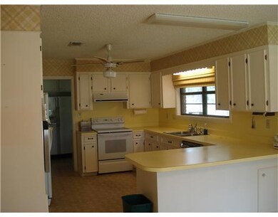 1979 Brenda Lynn Dr, Pineville, LA 71360 - photo 5