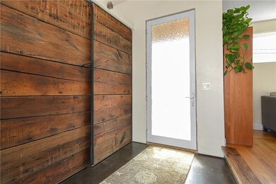 18 Riverside Dr, Riverside, RI 02915 - photo 5