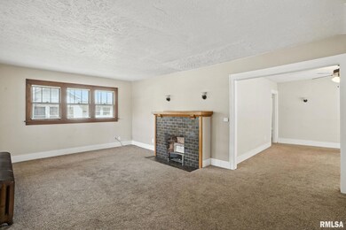 2813 N Main St, Davenport, IA 52803 - photo 4