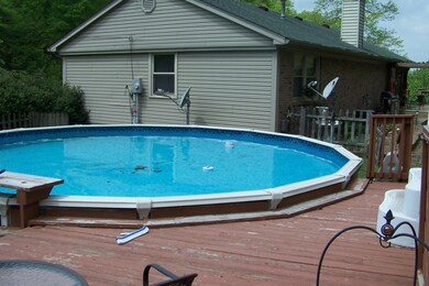 HOUSE POOL
