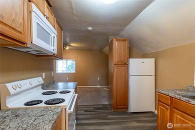 565 Mcnaught Rd S unit 1&2, Roy, WA 98580 - photo 7