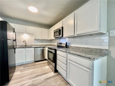 901 Allen St unit 903, San Marcos, TX 78666 - photo 3