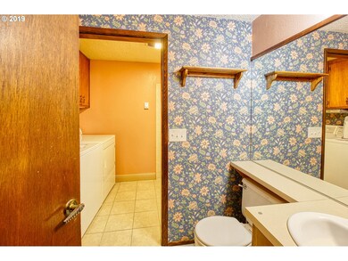 3756 Peppertree Dr, Eugene, OR 97402 - photo 7