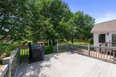 303 SW Albatross Ct, Lees Summit, MO 64082 - photo 4