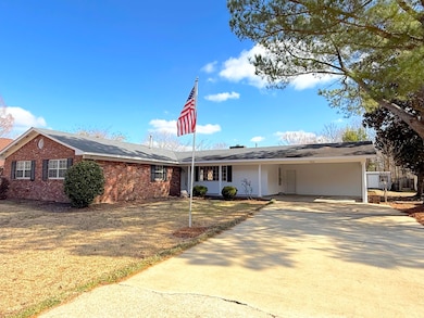 906 Clardy Dr, Columbus, MS 39702 - photo 2