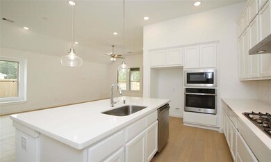 17323 Merigold Heights Dr, Conroe, TX 77302 - photo 4