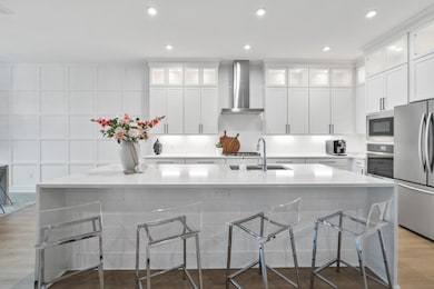 425 W Lafayette Road