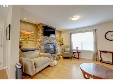 1301 E 19th St, the Dalles, OR 97058 - photo 5