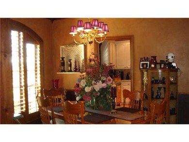 Dining Room. Splendid formal dining area.  Perfect