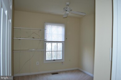 7905 Blue Gray Cir, Manassas, VA 20109 - photo 5