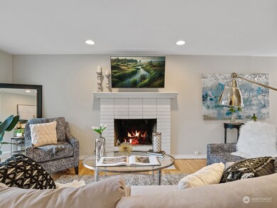 24232 Firdale Ave, Edmonds, WA 98020 - photo 7