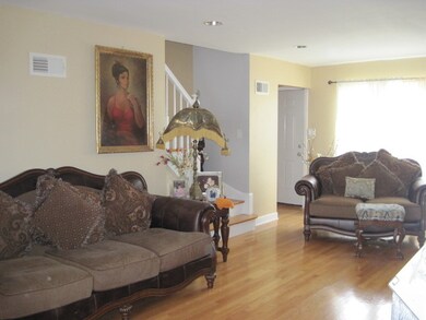 unlisted-address, Westchester, IL 60154 - photo 5