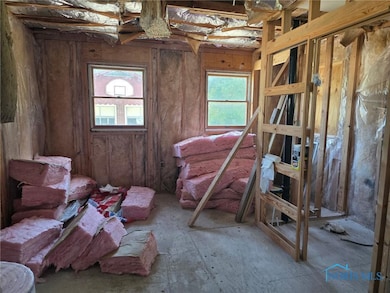 413 Fernwood St, Delta, OH 43515 - photo 7