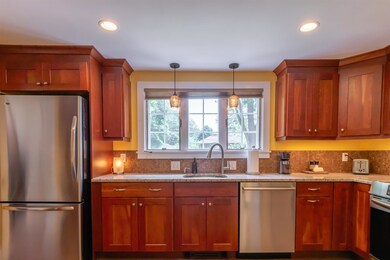 100 Wellington St, Nashua, NH 03064 - photo 5