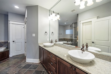 1032 Dunbar St, Houston, TX 77009 - photo 7