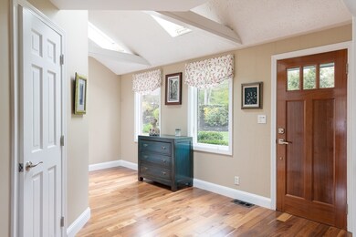 97 Ash St, Weston, MA 02493 - photo 5