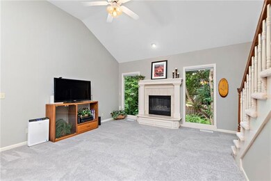 14741 S Hallet St, Olathe, KS 66062 - photo 4