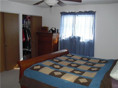 1405 Knollwood Dr E, Columbus, OH 43232 - photo 3