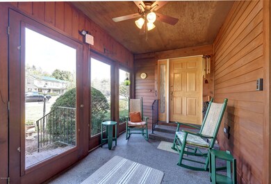 6-Enclosed Front Porch