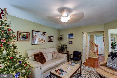 215 Victoria Ct unit 164, Doylestown, PA 18901 - photo 7