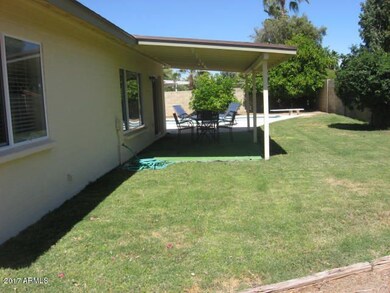 JANICE WAY backyard (2)