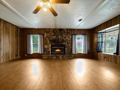 312 Pinecrest Dr, Trinity, TX 75862 - photo 6