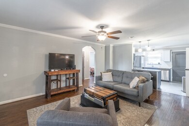 7032 Conley St, Houston, TX 77021 - photo 6