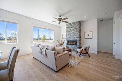 6371 Chateau Ct, Star, ID 83669 - photo 2