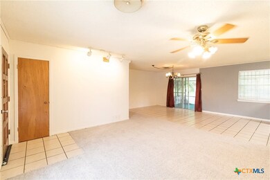 512 Allen St, Copperas Cove, TX 76522 - photo 5