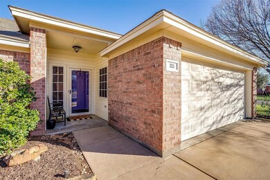 321 Comanche Walk, Joshua, TX 76058 - photo 3