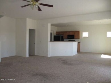 023-291633-Great Room To Kitchen