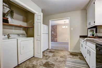 And Look at that!  Washer and Dryer convey TOO!