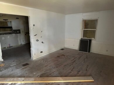 160 S Ashburton Rd, Columbus, OH 43213 - photo 5