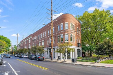 2832 Frankfort Ave-01